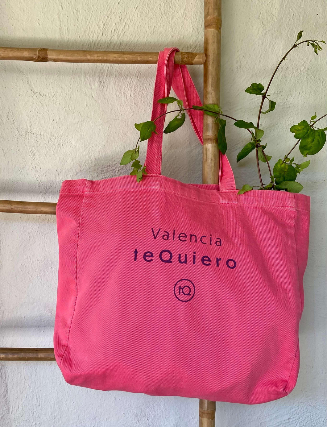 Shopping bag de loneta en coral con bolsillo interior de valencia te quiero